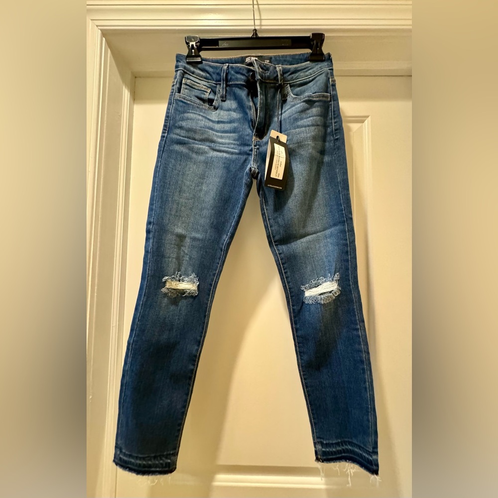 Just Black Released Hem Skinny Distressed Jeans - Size 27P Blue